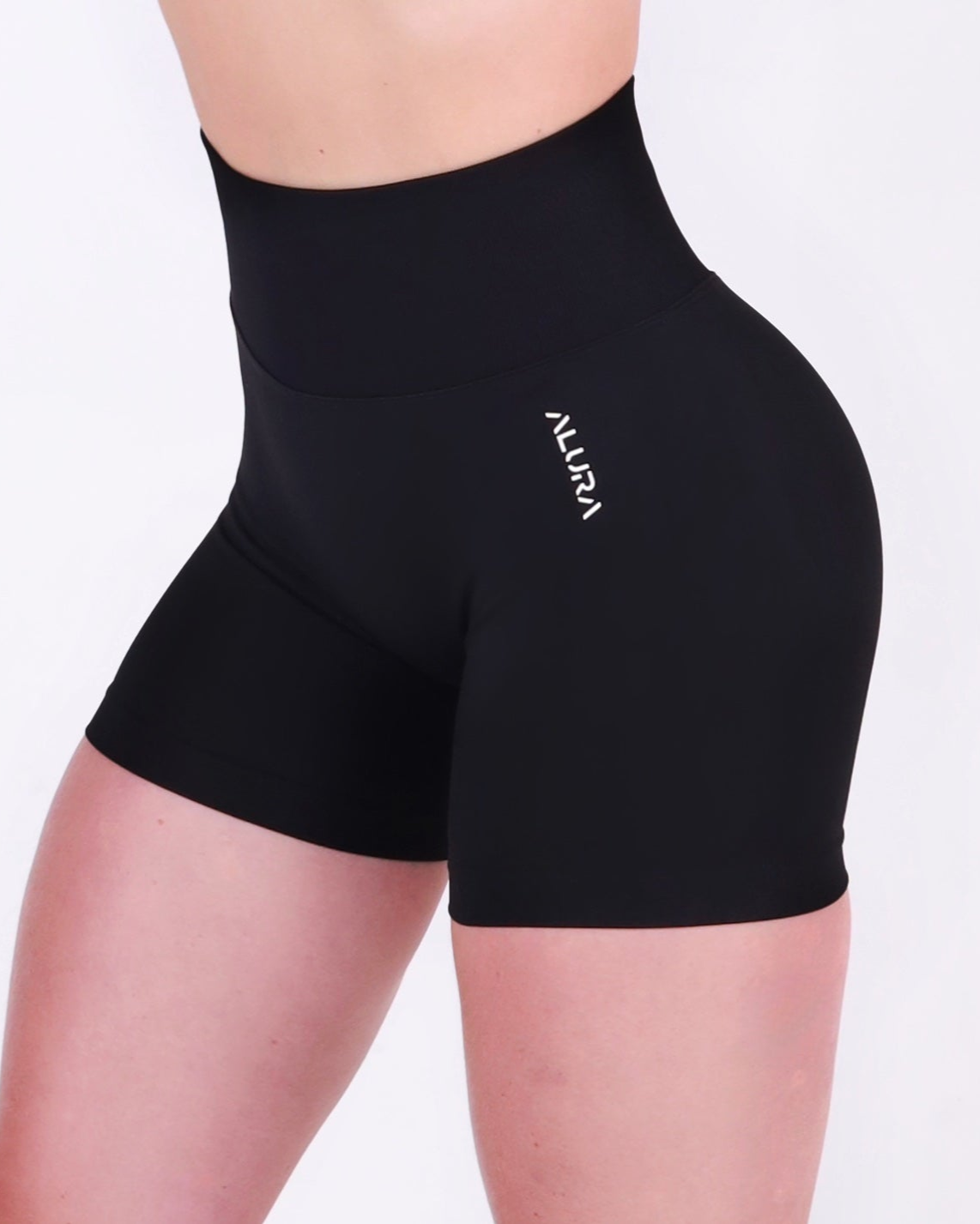 Captivate Shorts