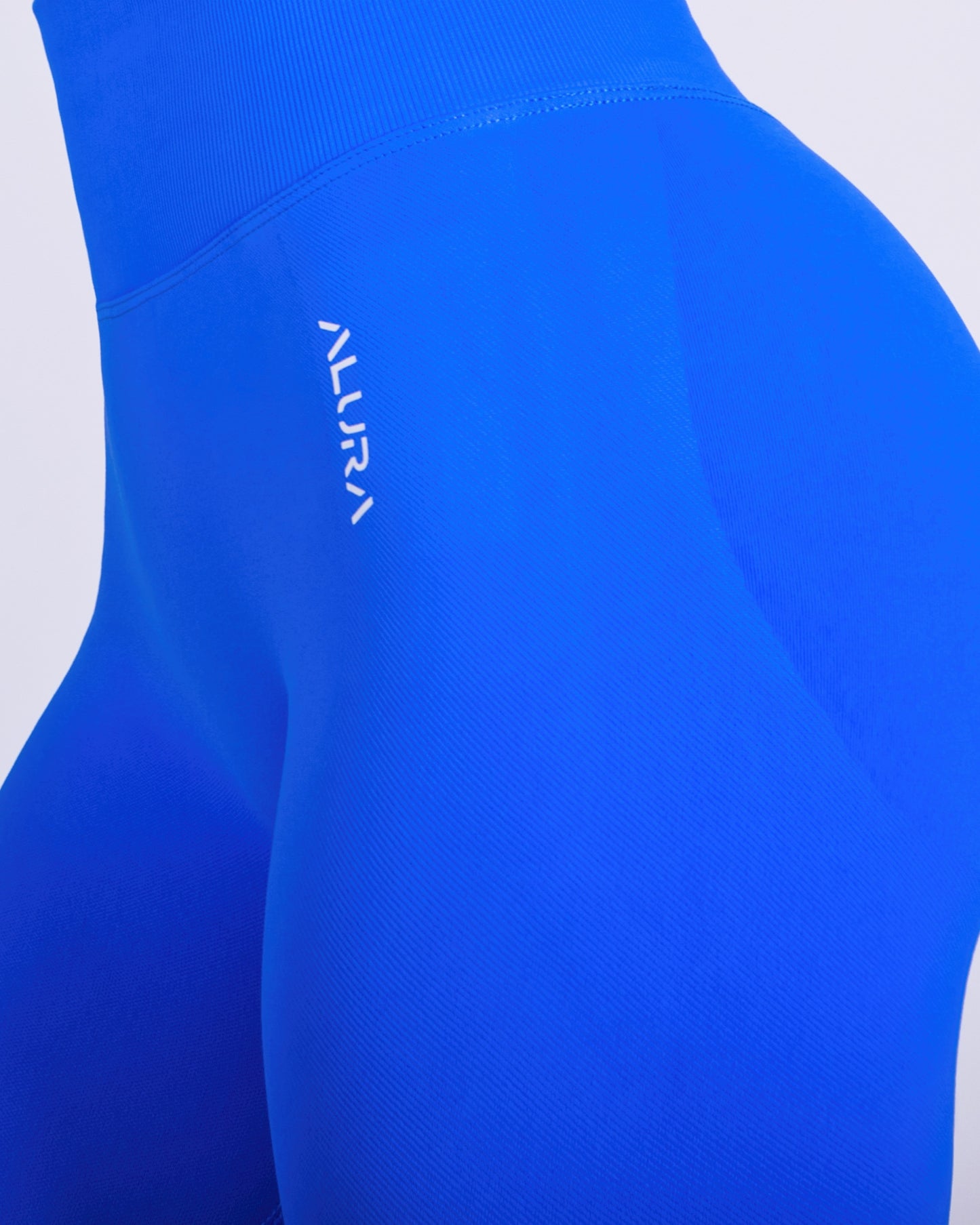 Captivate V Cut Leggings