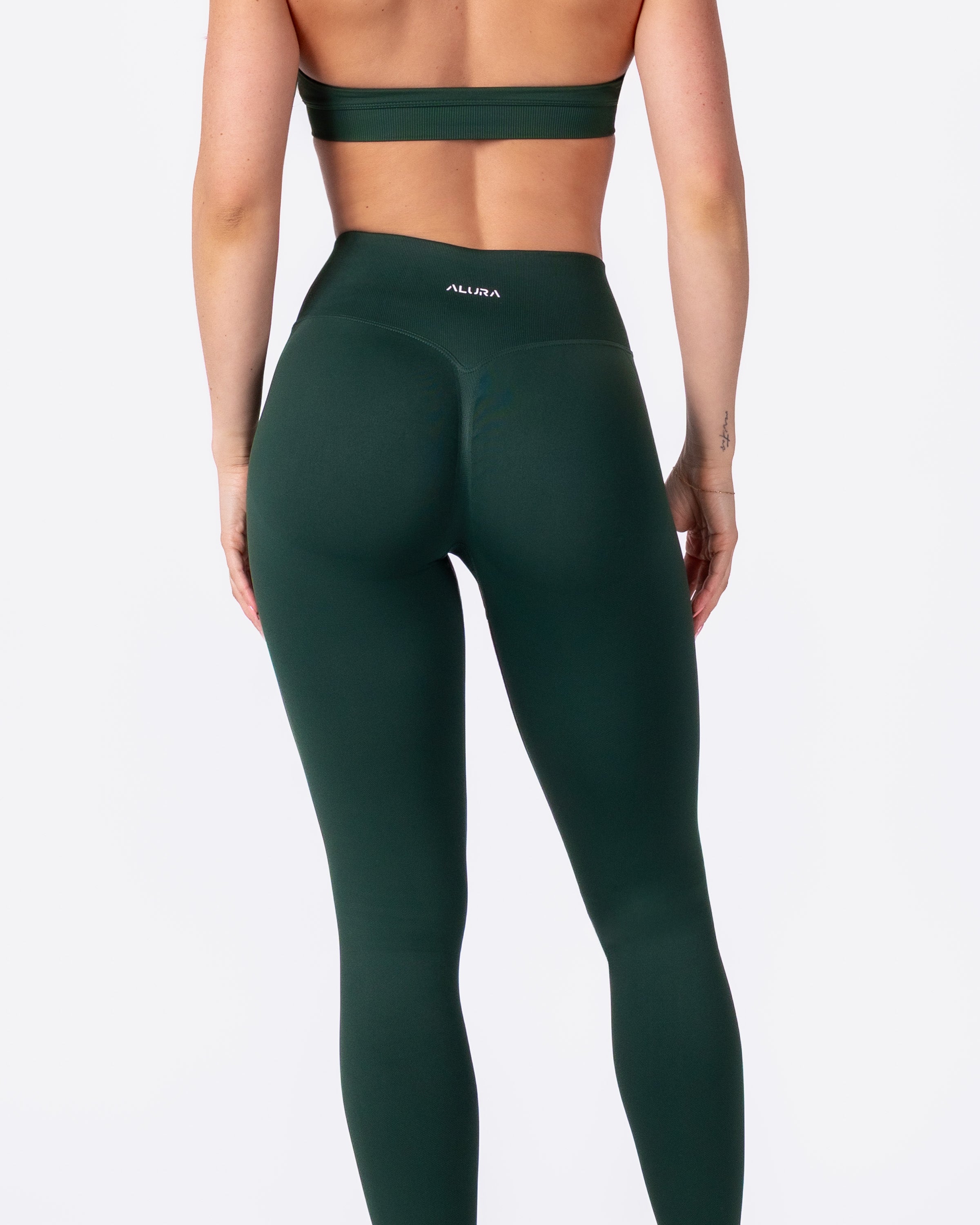 Captivate Leggings