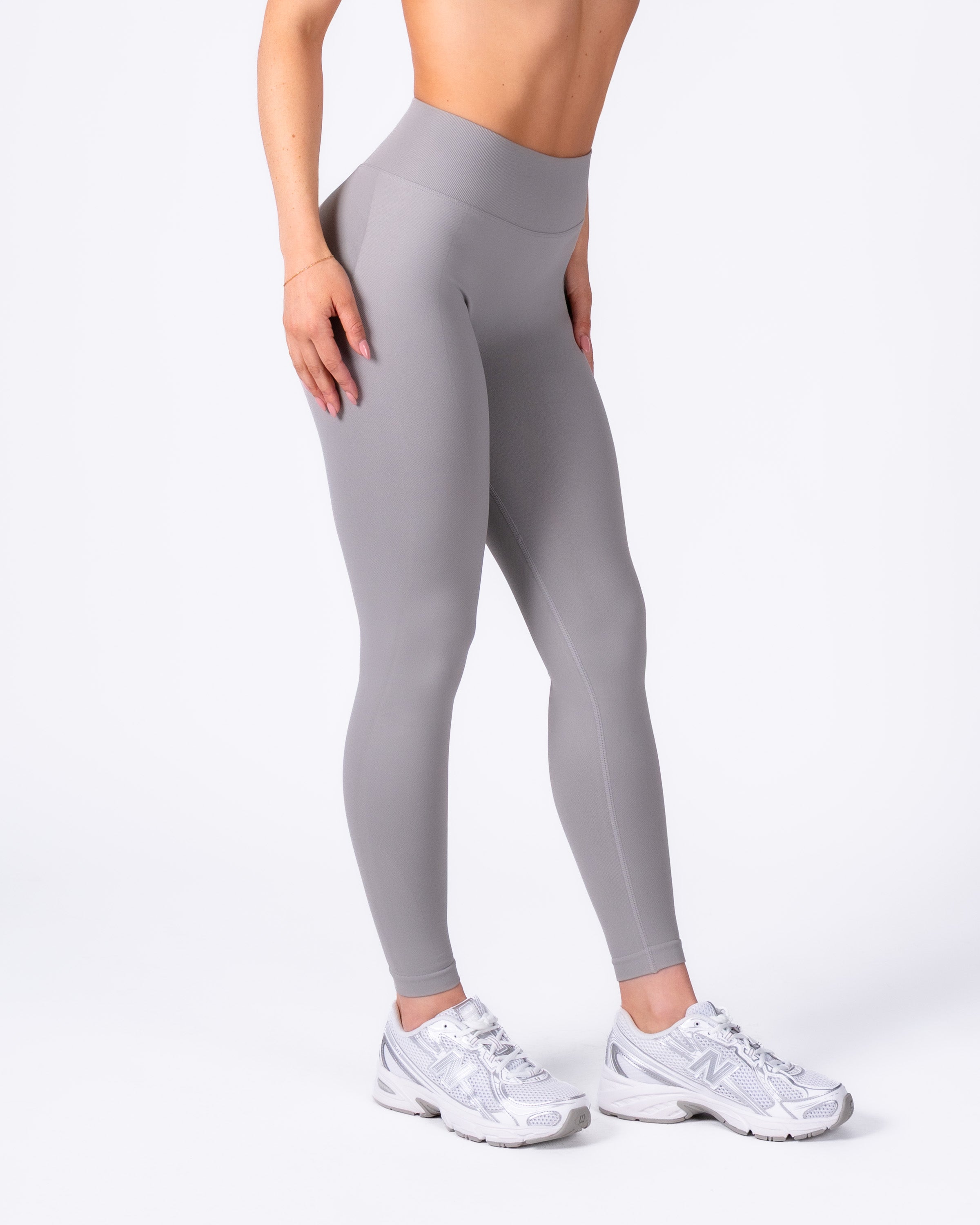 Captivate Leggings