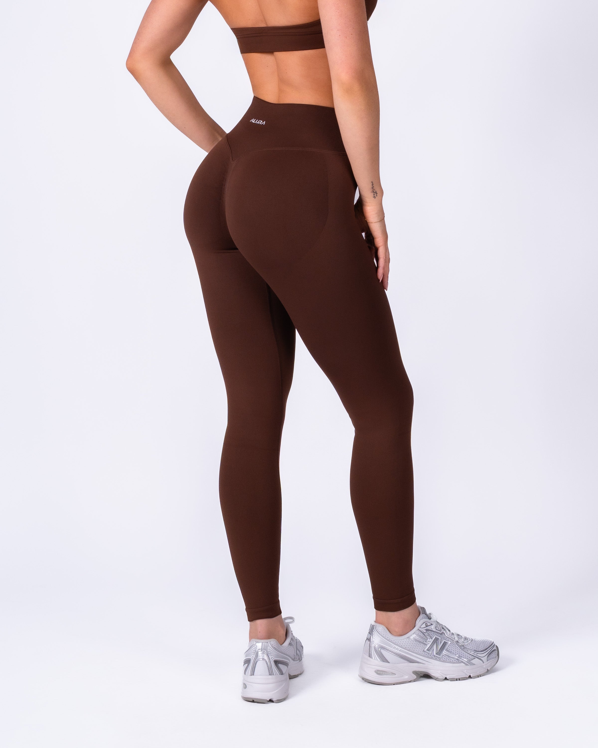 Captivate Leggings