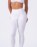 Captivate Leggings