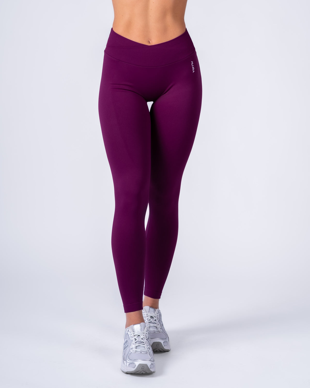 Captivate X-Cut Leggings