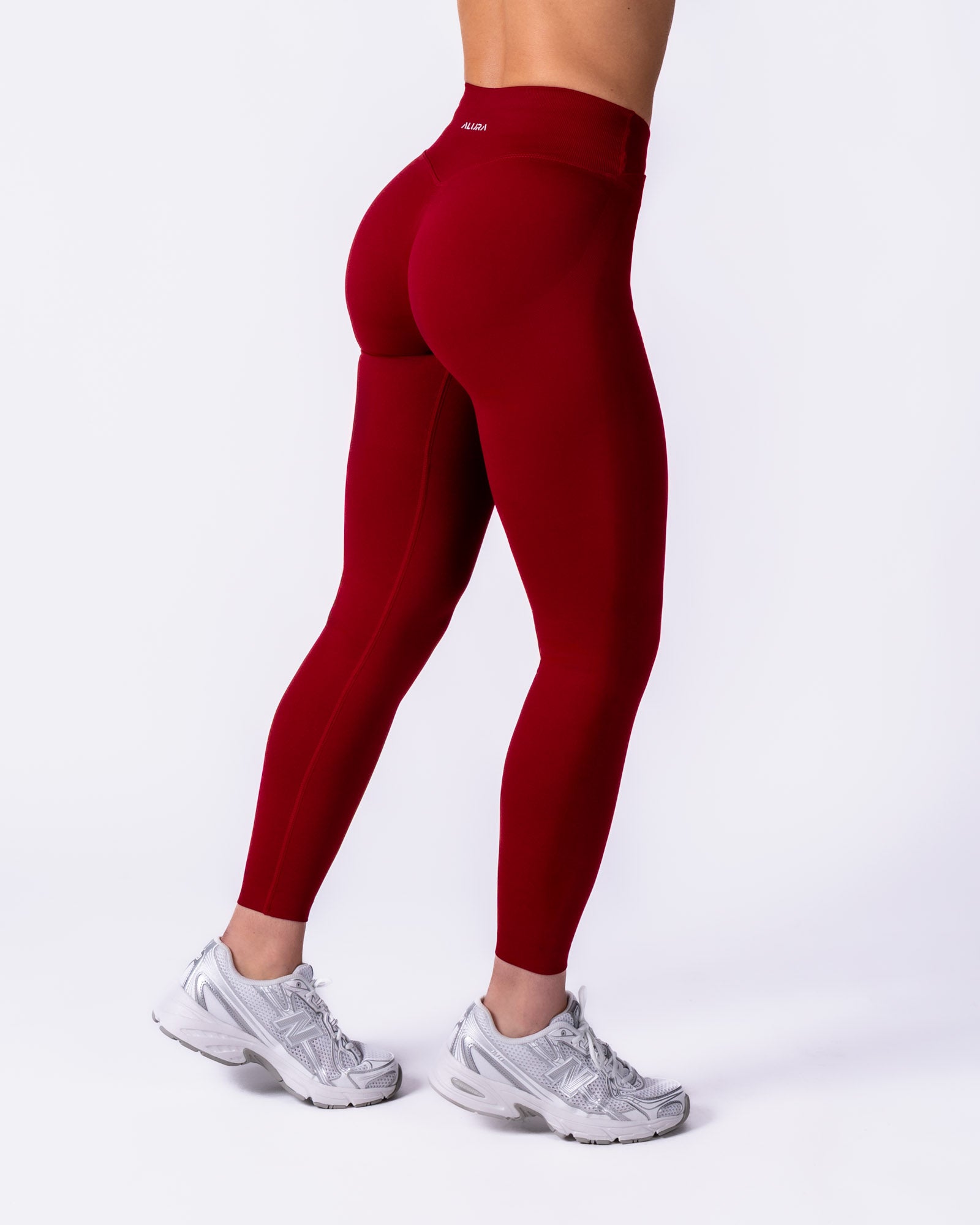 Captivate X Leggings