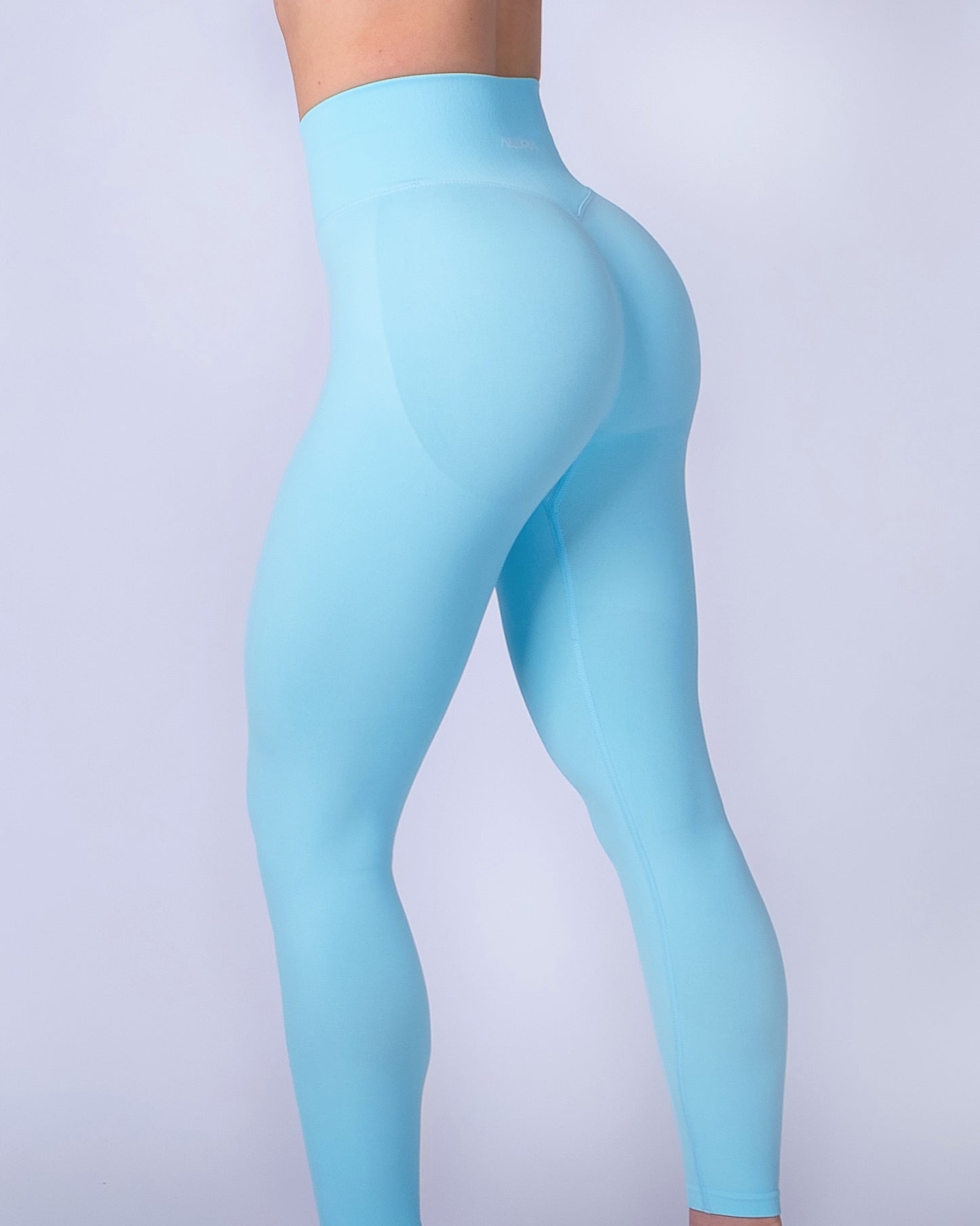 Captivate Leggings