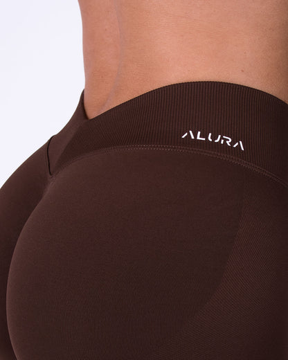 Captivate V Cut Leggings