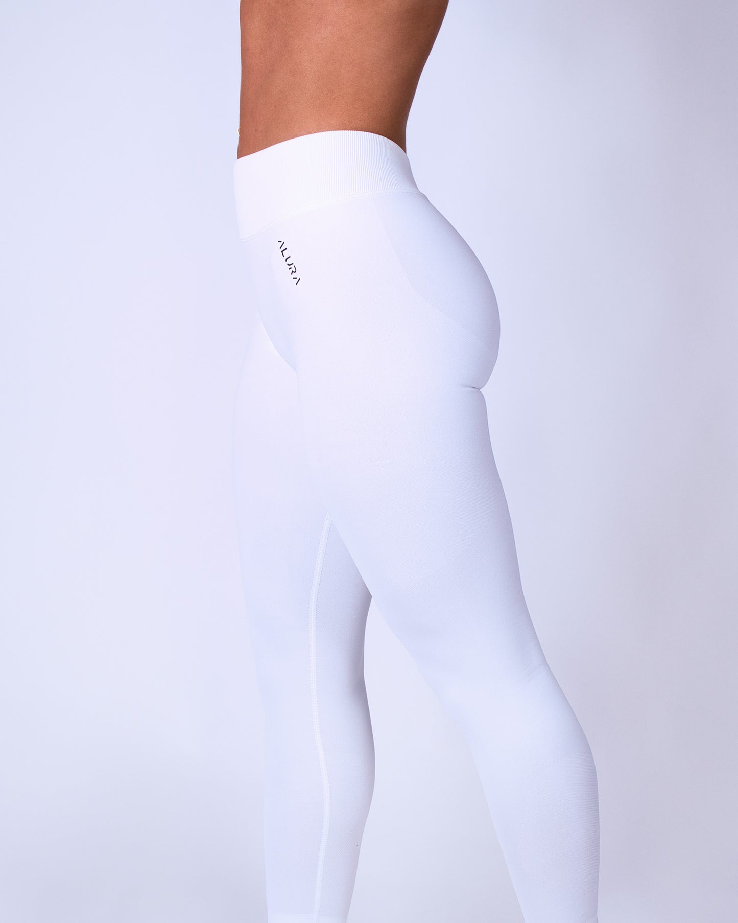 Captivate V Cut Leggings
